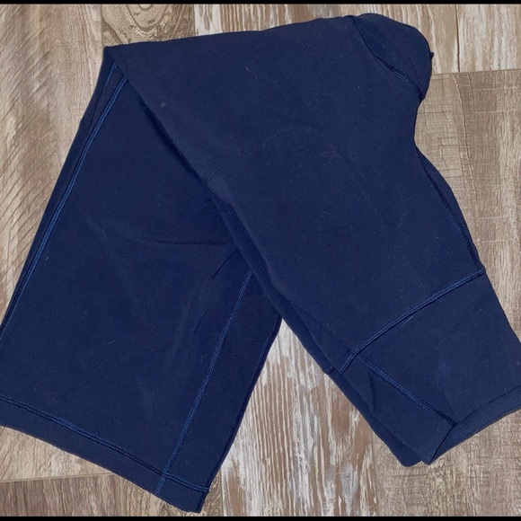 Lulu Lemon Wide Leg Pants - Picture 2 of 3